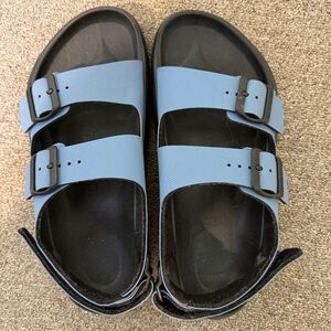 Birkenstock Mogami Terra Size 9/ 40